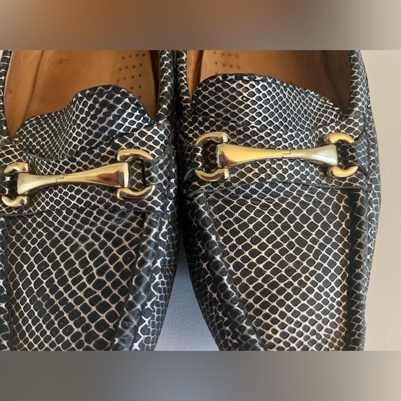 2/$15 Driver Club USA Loafers 6.5 - Picture 6 of 10